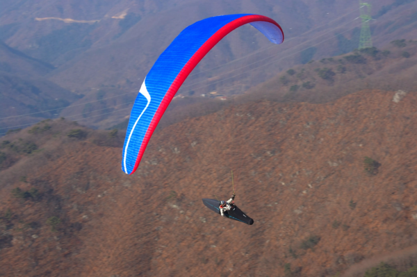 Single Kanatlarımız OPERA CCC Davinci Gliders Yamaç Paraşüt Ekipmanları