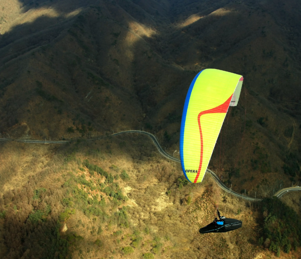Single Kanatlarımız OPERA CCC Davinci Gliders Yamaç Paraşüt Ekipmanları